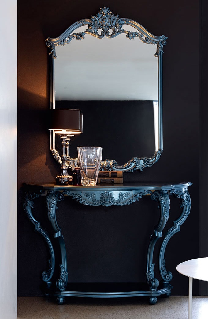 specchiera in stile classico fiorentino in chiave moderna blu avion