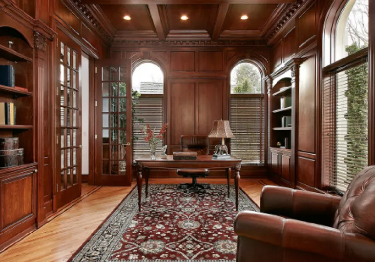 boiserie-classica-in-legno di ciliegio