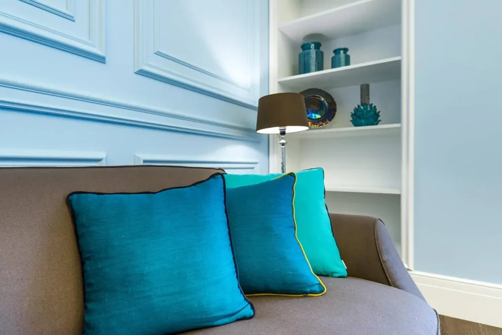 Boiserie in legno: eleganza su misura per casa e contract